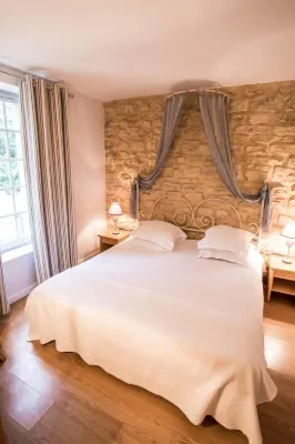 Hôtel le Pré Galoffre Hotels in Caissargues