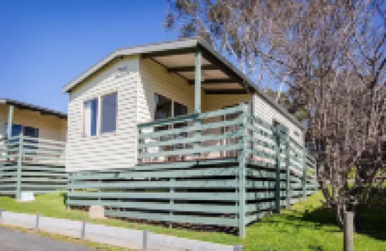 Discovery Parks - Lake Hume, New South Wales Hotels in 