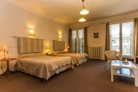 Hôtel Central Hotels in Jurancon