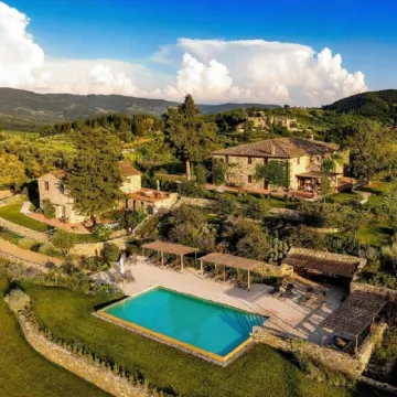 ลา เปียตรา เดล คาบริโอ โรงแรมใน