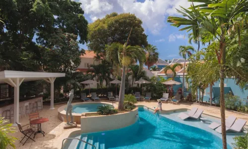 Kura Botanica Hotel