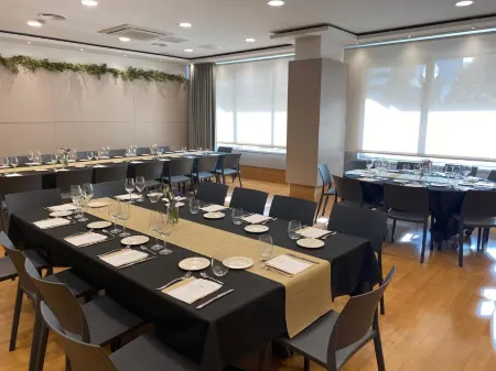 Sancho Ramirez Отели в г. Куэнка де Памплона - Памплона