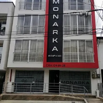 HOTEL MONARKA