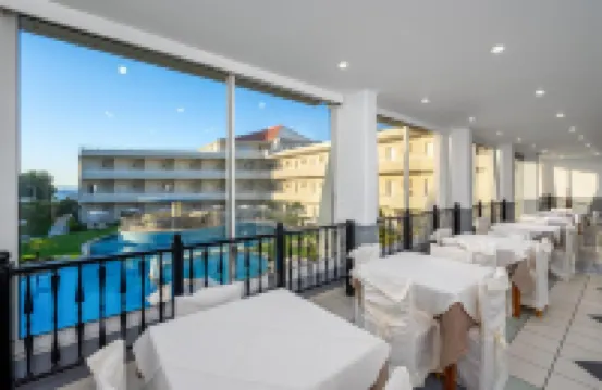 Bayside Hotel Katsaras