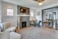 Charming Springfield Home 2 Mi to Downtown