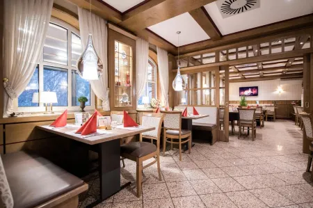 Hotel Hennies Отели в г. Изернхаген