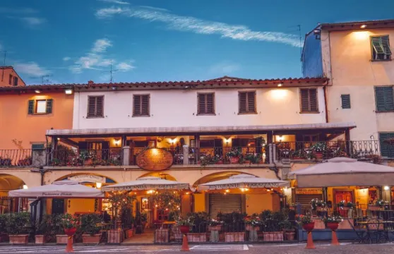 喬瓦尼達韋拉扎諾餐廳旅館