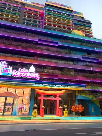 Flamingo Ibiza Hai Tien Отели в г. Хоангхоа