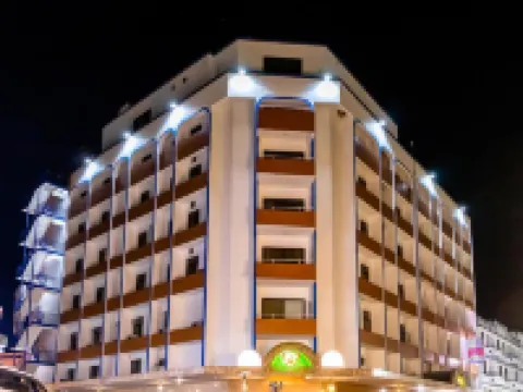 Royal Court Hotel Hotels near Fort Jesus Museum