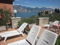 アルベルゴ パーチェ ブレンゾーネ・スル・ガルダのホテル