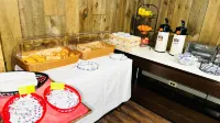 Presque Isle Hotel - bar