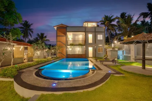 Hasthri Boutique Blue Apartment in Ahangama with pool Near Beach - Pysäköinti