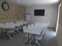 德瑪內德拉克爾酒店
