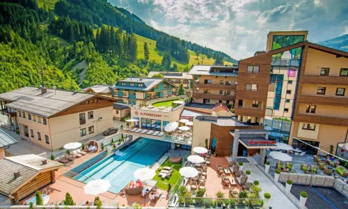 Alpinresort ValSaa - Sport & Spa