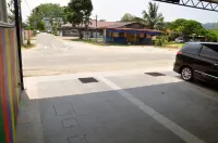 Teruntum 96 Guest House Hotels in Kuala Kuantan
