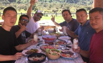 Los Quenes River Lodge