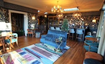 Ravenstone Manor