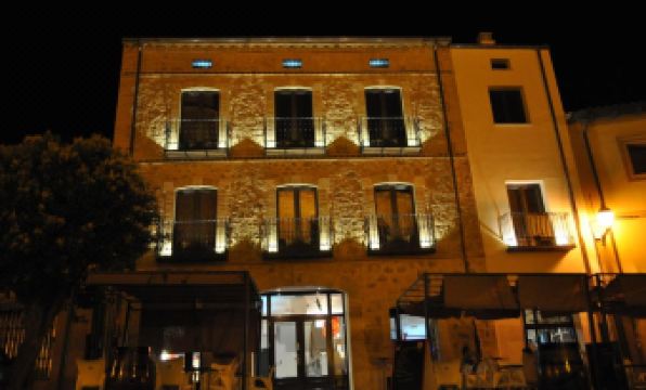 Hotel Rural Villa de Berlanga - Housity