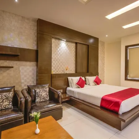 Hotel Pioneer Grand Palace