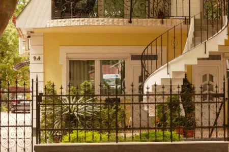 Bella Villa Отели в г. Шиофок