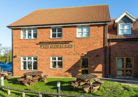 マーメイド イプスウィック バイ マーストンズ インズ