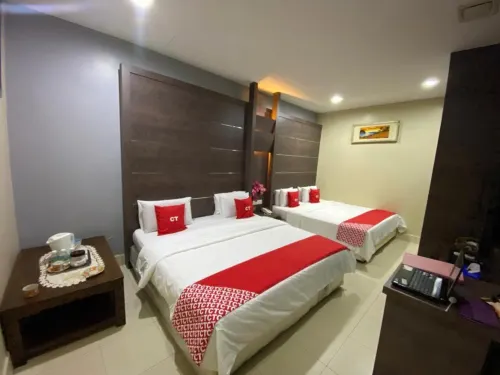 Ct Hotel Hotel di Sitiawan