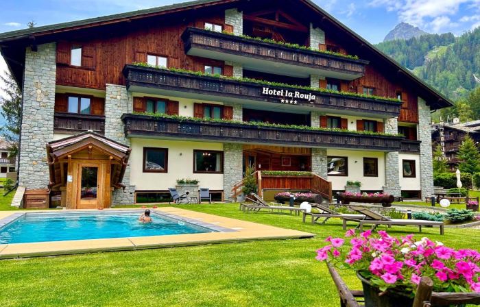 Hotel la Rouja