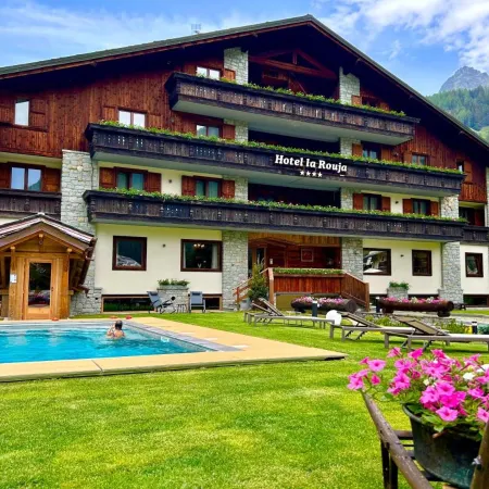 Hotel la Rouja