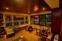 Amritara Hidden Land, Gangtok - 900 mts from MG Marg - breakfast