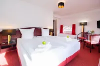 Hotel New Orleans Hotels near Old Hansa Harbor