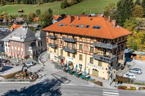 Hirschenhof Apartments - Apartments