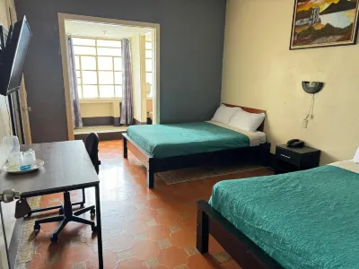 Hotel Mayesstic