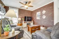 Quaint Mt Vernon Cottage Near Historic Dtwn!