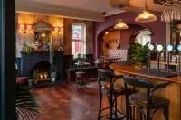 The Rising Sun - bar