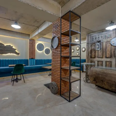 Regraph Hotel