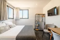 Navitas House