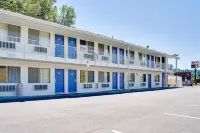 Motel 6 Kelso, WA - Mt. St. Helens Hôtels à : Kelso
