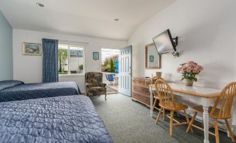 Ne'r Beach Motel
