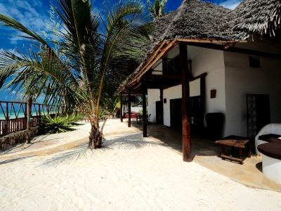 Beachfront Villa Patti ZanzibarHouses