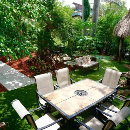 Riverside Apartments by the Beach