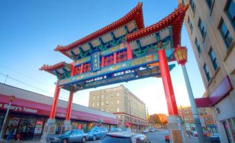American Hotel Hostel