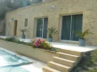 Chambres d'Hôtes & Gites Pouget Hotels in Meyrals