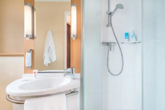 Ibis Tours Centre Gare