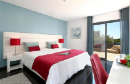 Sunfield Guest House - Only Adults