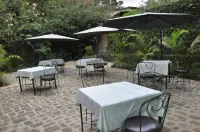 Gorillas City Centre Hotel Các khách sạn ở Kigali