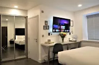 Bella Vista Hotel & Self Catering Suites