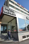 Hotel Merkur - West Station