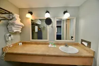 Buccaneer Inn Hotels in Apalachicola