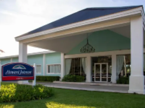 Howard Johnson by Wyndham Carilo Convention Center Hoteles en Cariló