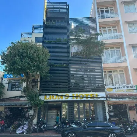 Lion 9 Hotel